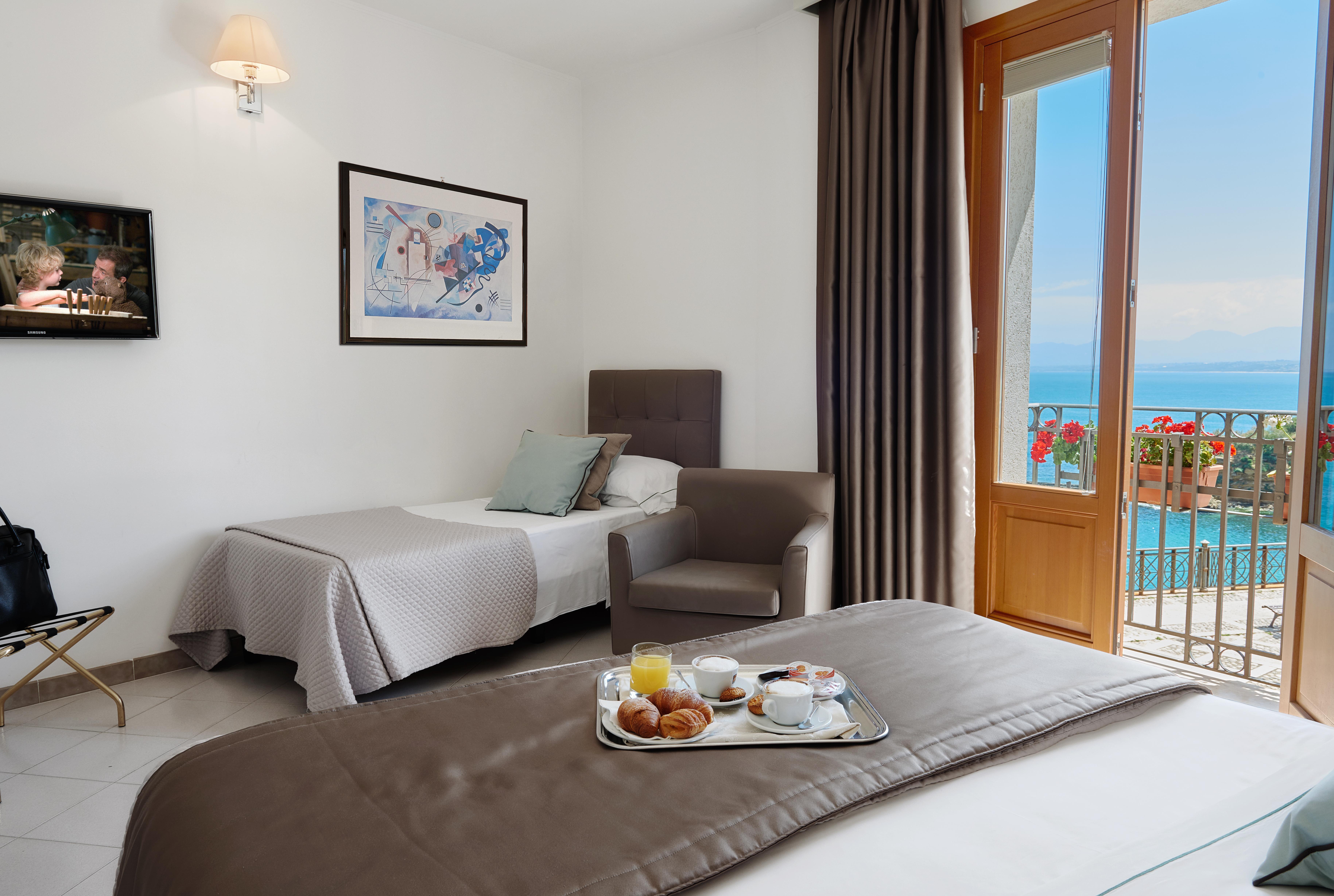 Hotel Al Madarig Castellammare del Golfo Extérieur photo