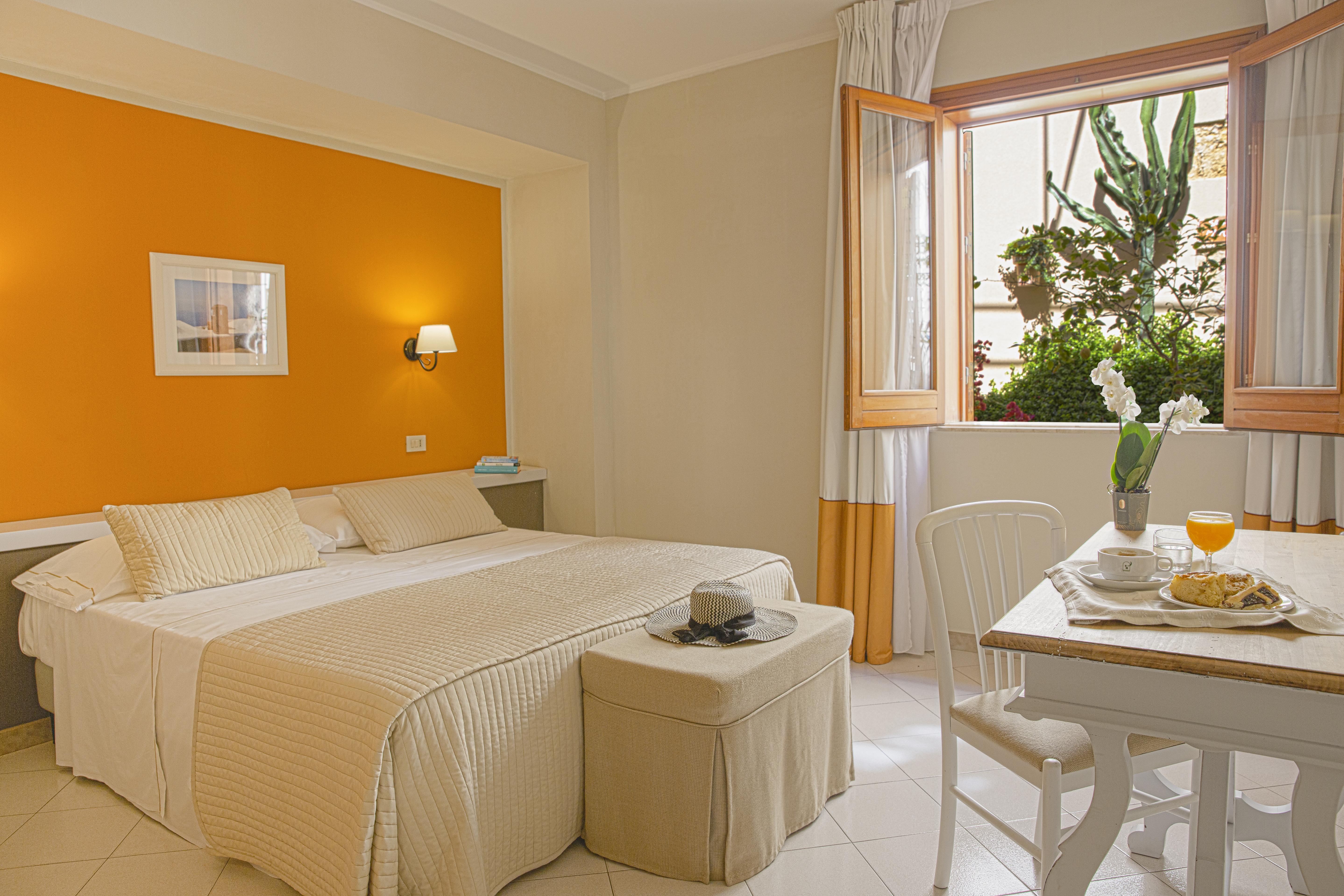 Hotel Al Madarig Castellammare del Golfo Extérieur photo